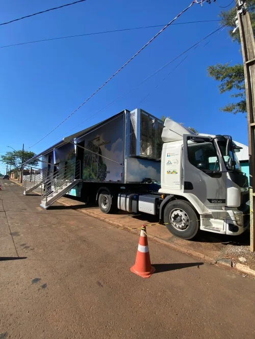 Carreta do Conhecimento Binacional esteve em Cruzmaltina